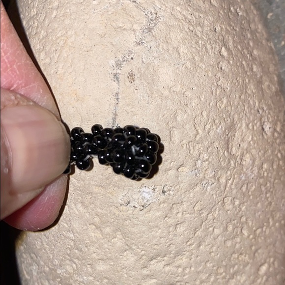 Black & Gold Seed Bead Necklace - Picture 11 of 11